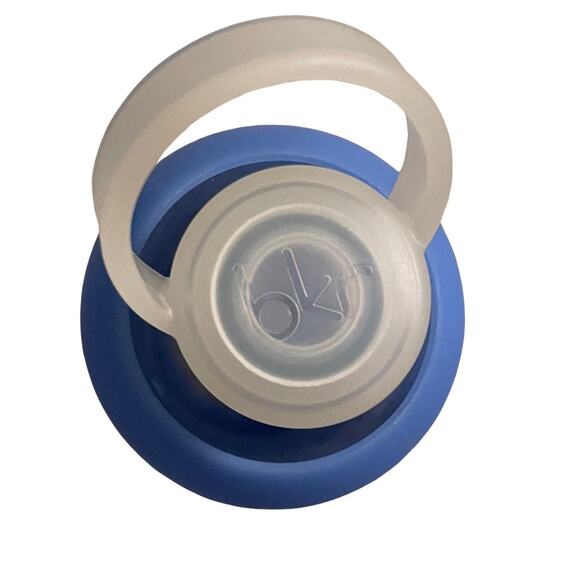 bkr Glass Reusable Water Bottle Bright blue silicon sleeve 16 oz. / 500 mL - Picture 3 of 4